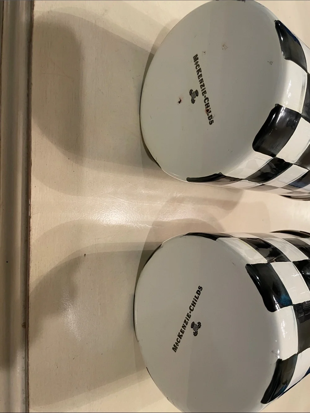 Set of two canisters